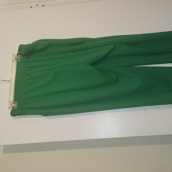 NWT crepe joggers - Picture 4 of 7